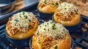 spaghetti garlic bread bowls with text overlay